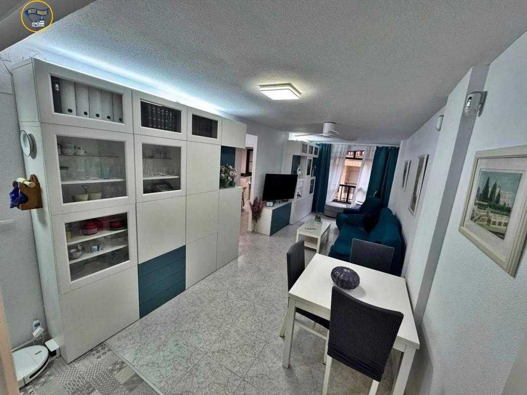 Sale of apartment in Calle Azorín, Guardamar del Segura
 photo 5