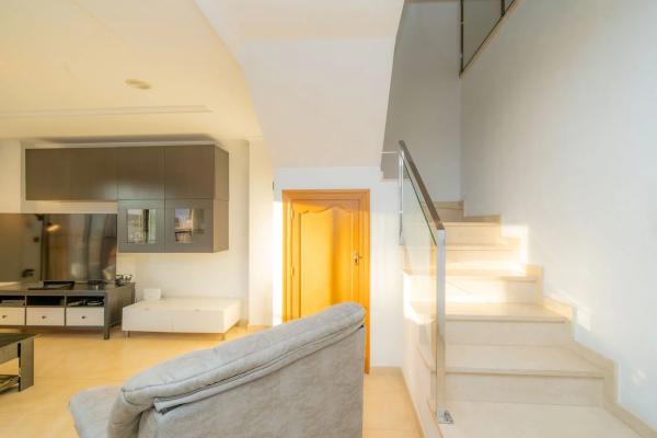 Duplex en venta en Calle Sant Pere, Guardamar del Segura photo 2