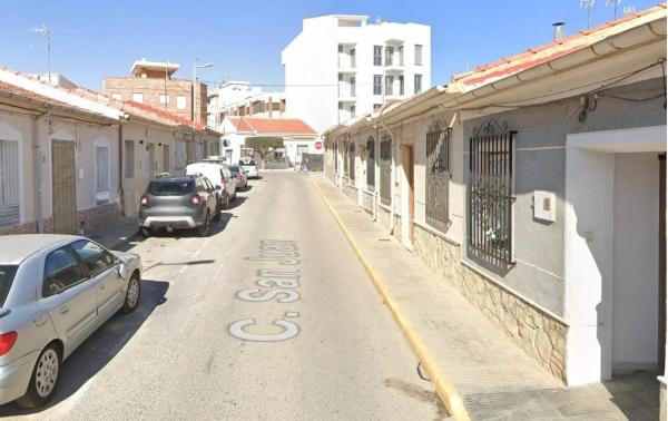 Casa independiente en calle San Juan thumbnail 2