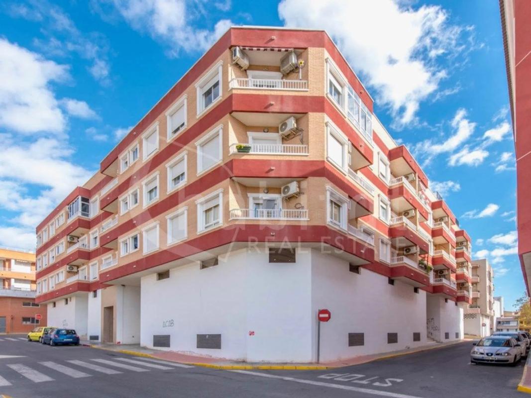 Sale of apartment in Calle Santa Eulalia, 15, Los Montesinos
 photo 4