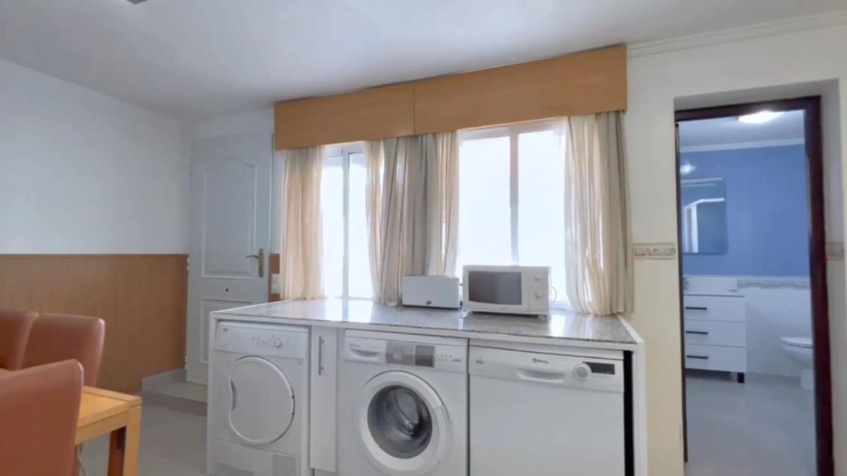 Sale of independent chalet in Calle Capitán Cortés, Los Montesinos
 photo 4