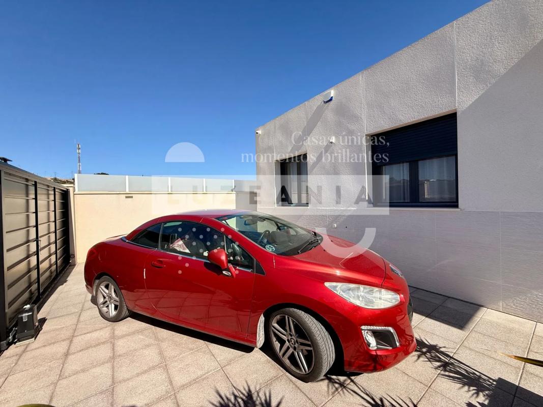 Venta de chalet independiente en Calle Tomás López s/n, Orihuela
 photo 2