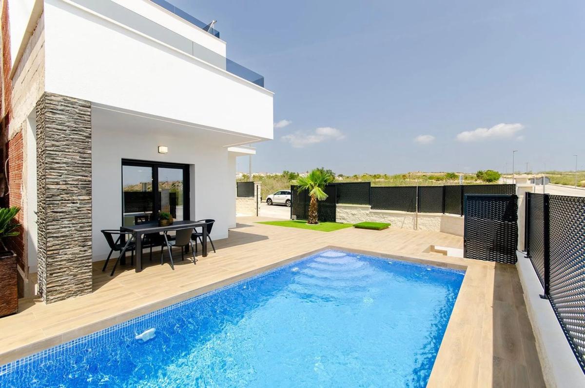 Venta de chalet independiente en Calle Anacardo, Orihuela
 photo 5