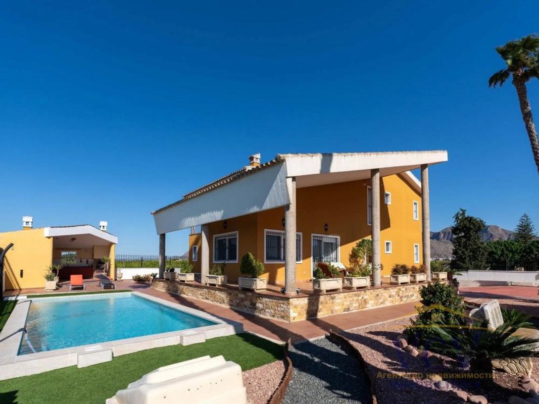 Venta de chalet independiente en Camino Fabregat, Orihuela
 photo 2