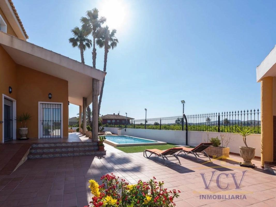Venta de chalet independiente en Camino Fabregat, Orihuela
 photo 3