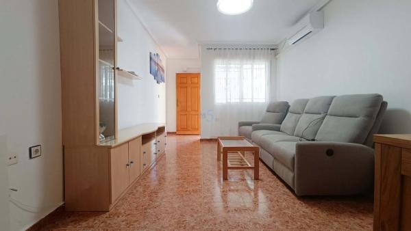Venta de piso en Desamparados-Hurchillo-Torremendo, Orihuela
 photo 1