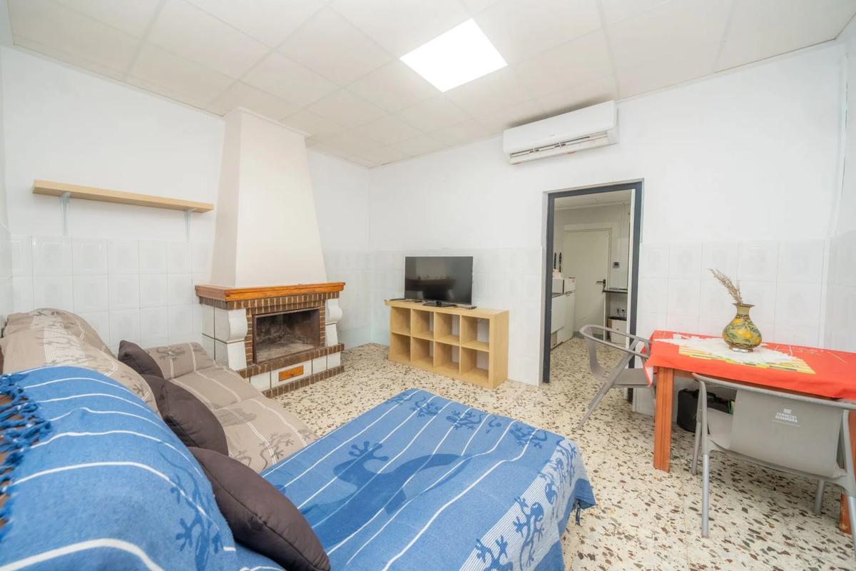 Propiedades en venta y alquiler en España photo 1