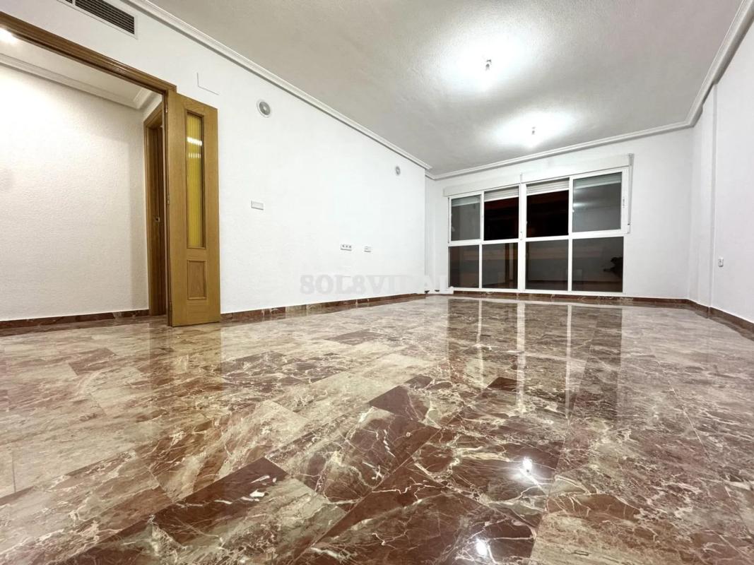 Продажа квартиры на Calle Monseñor Espinosa, Ориуэла
photo 1
