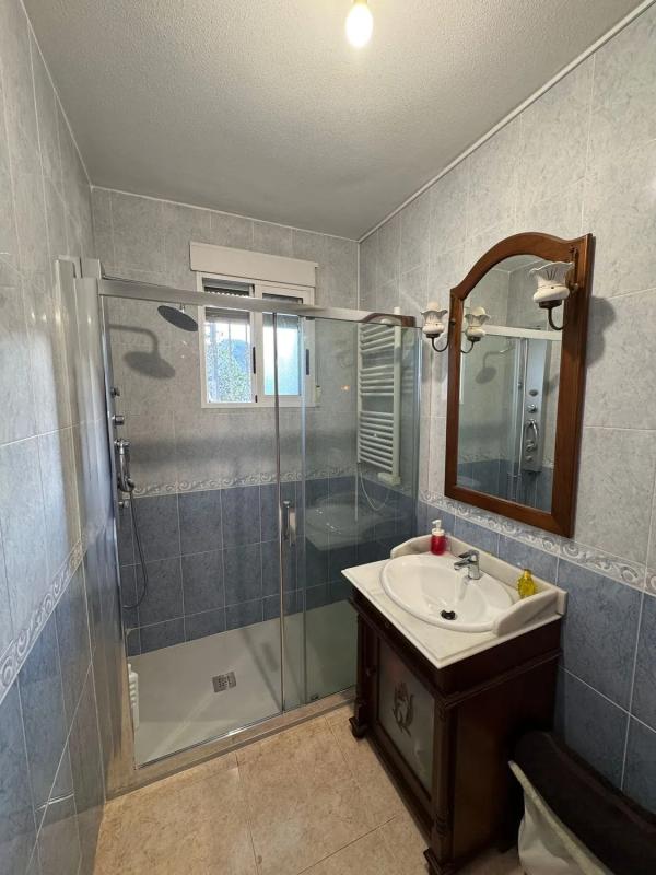 Venta de chalet independiente en Calle Adolfo Suarez, Orihuela
photo 3