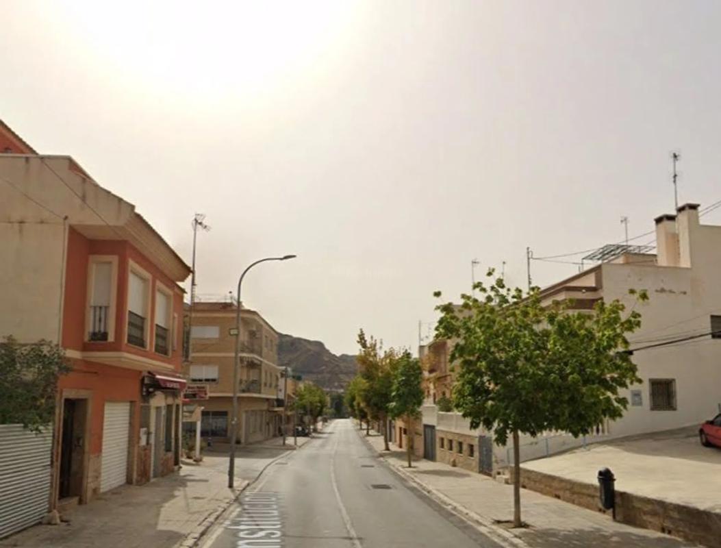 Venta de chalet adosado en  Avenida Constitucion , Orihuela photo 5