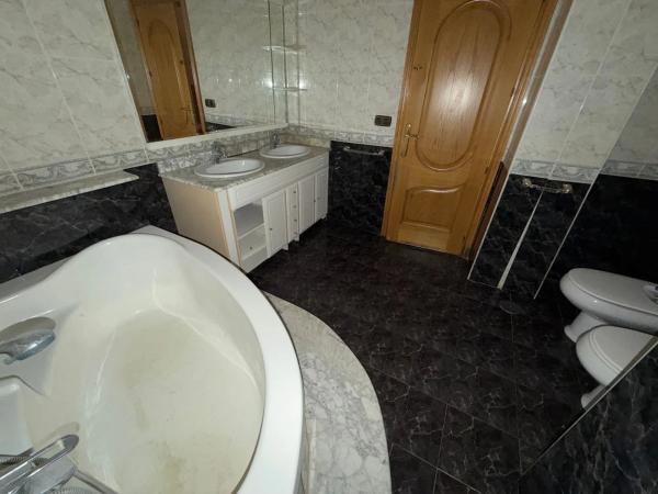 Продажа квартиры на Calle Pintor Agrasot, 22, Ориуэла
 photo 1