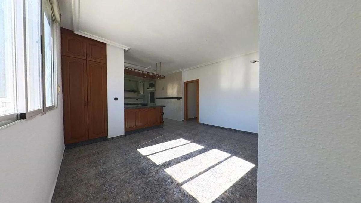 Продажа квартиры на Calle Pintor Agrasot, Ориуэла
photo 3