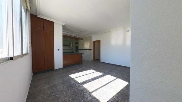 Продажа квартиры на Calle Pintor Agrasot, Ориуэла
 photo 3