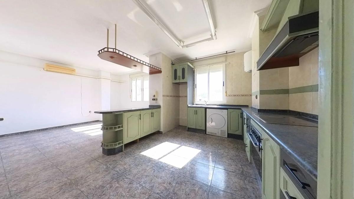 Продажа квартиры на Calle Pintor Agrasot, Ориуэла
photo 5