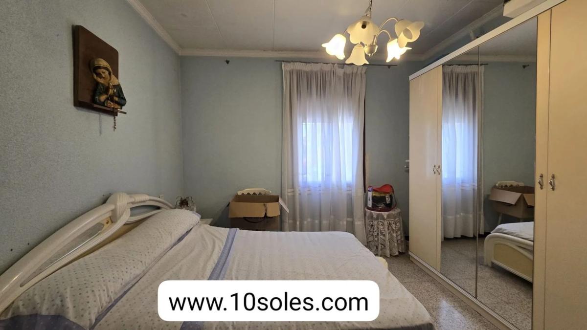 Venta de chalet adosado en Orihuela Ciudad , Orihuela photo 2