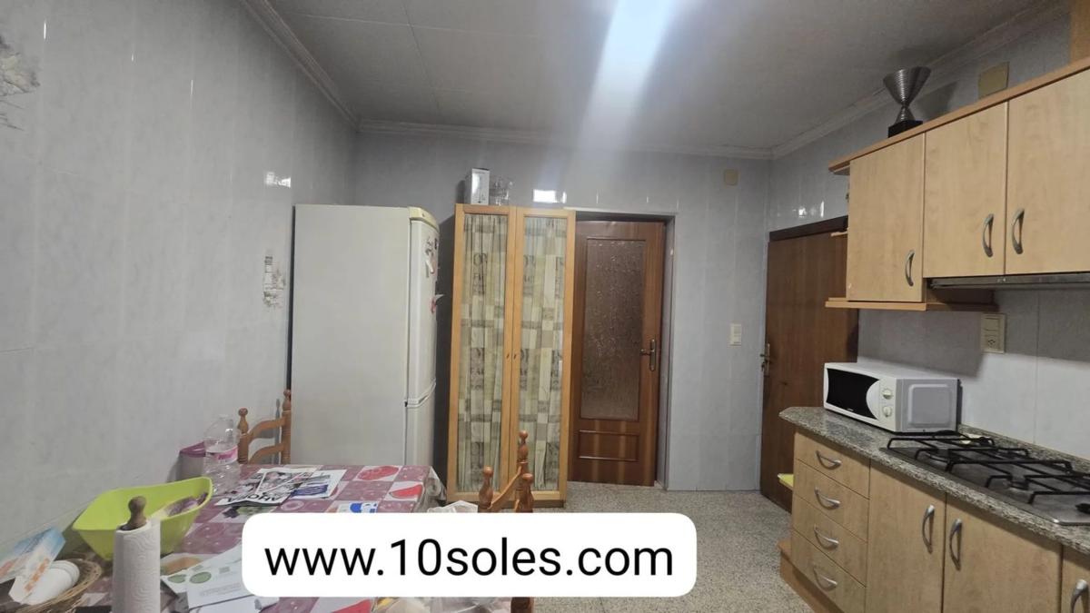 Venta de chalet adosado en Orihuela Ciudad , Orihuela photo 3