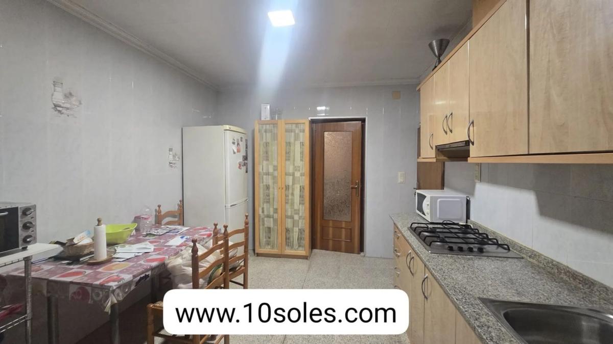 Venta de chalet adosado en Orihuela Ciudad , Orihuela photo 4