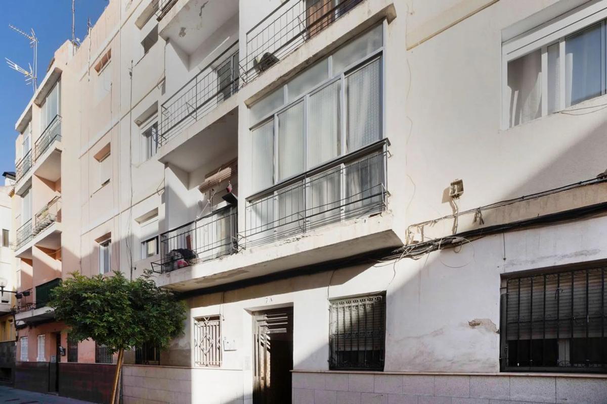 Venta de piso en Calle de Ramón Sijé, Orihuela
photo 2