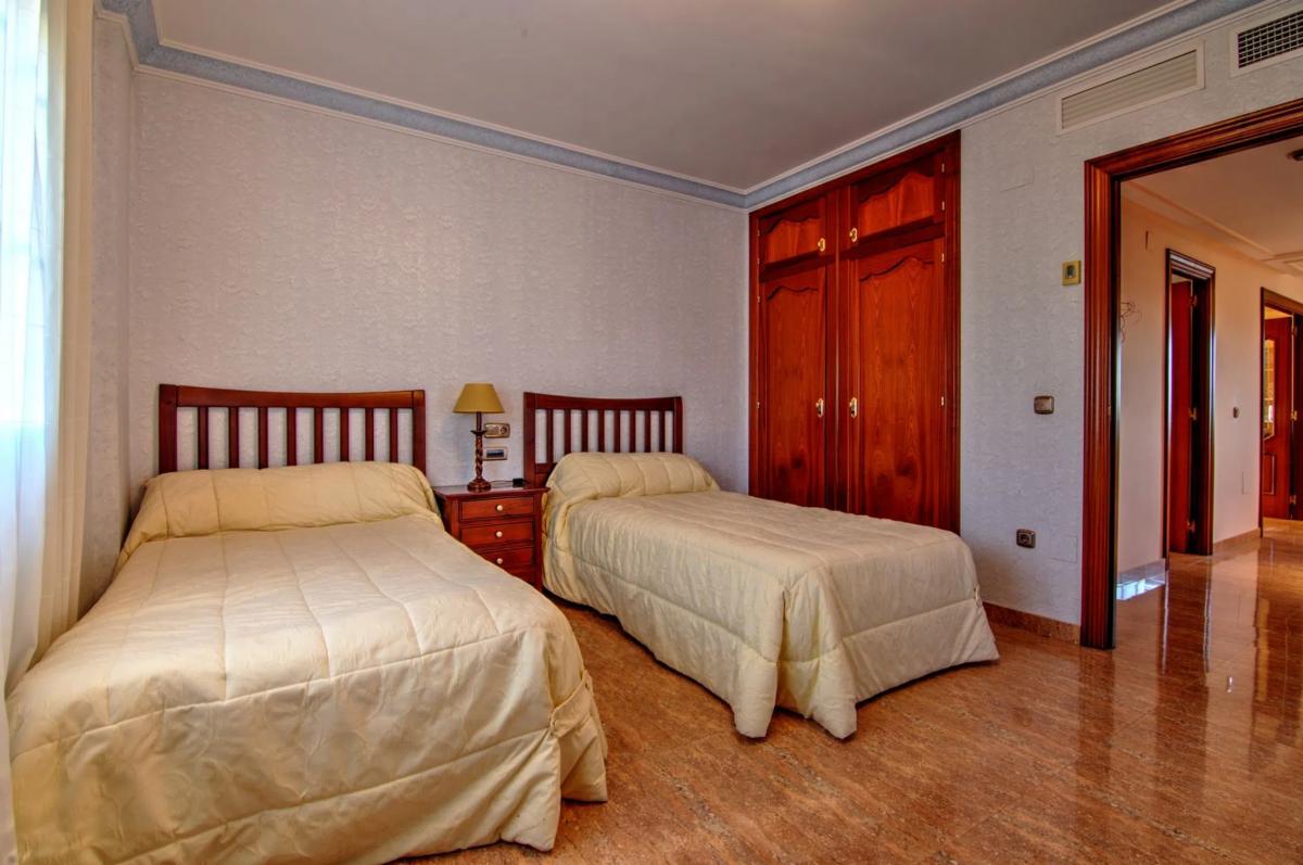Venta de chalet independiente en CV-925, Orihuela
photo 4