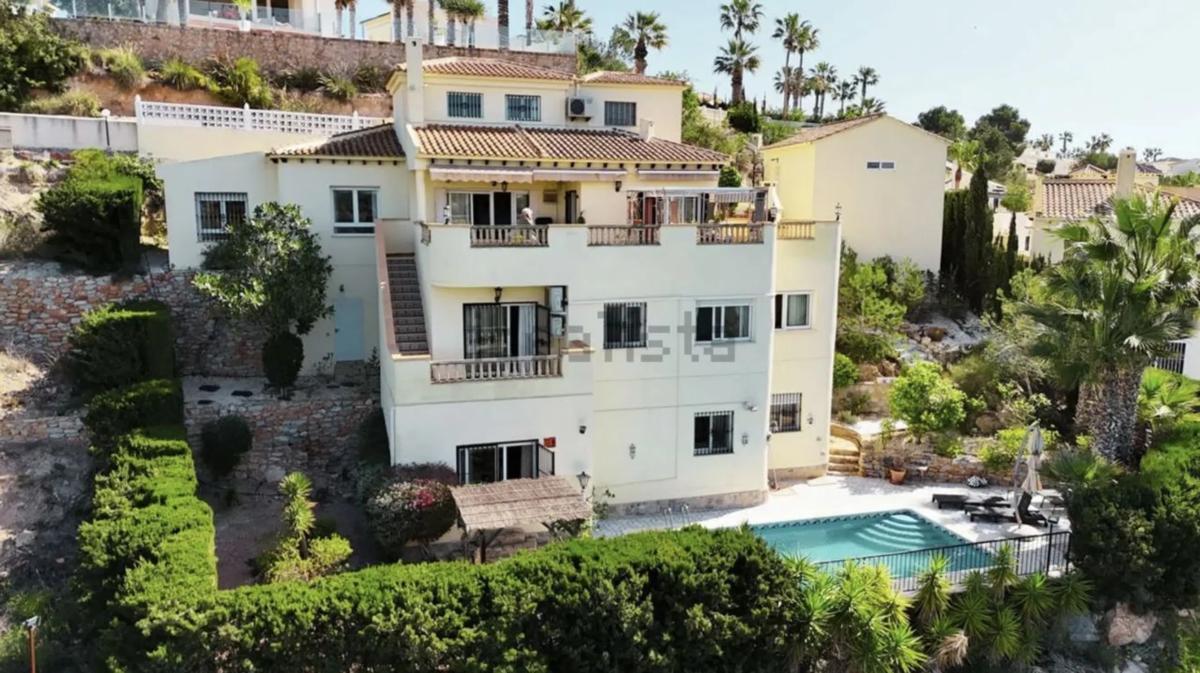 Venta de chalet independiente en Barrio Cabo Roig, Orihuela
 photo 3