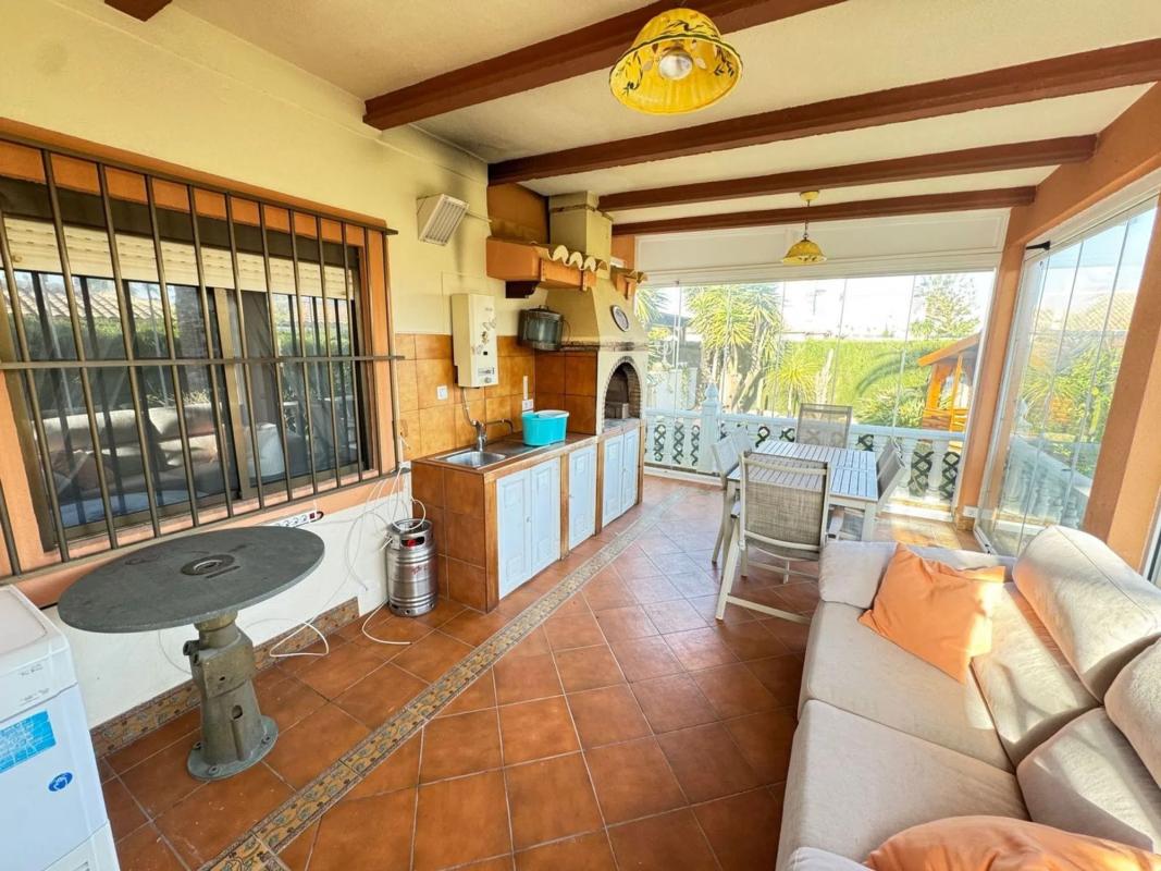 Venta de chalet independiente en Barrio Cabo Roig, Orihuela
photo 2