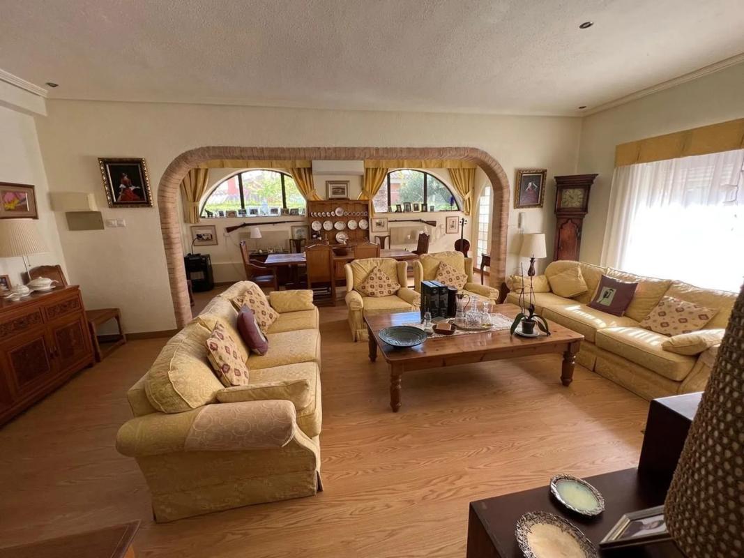 Sale of independent chalet in Calle Caribe, Orihuela
 photo 4