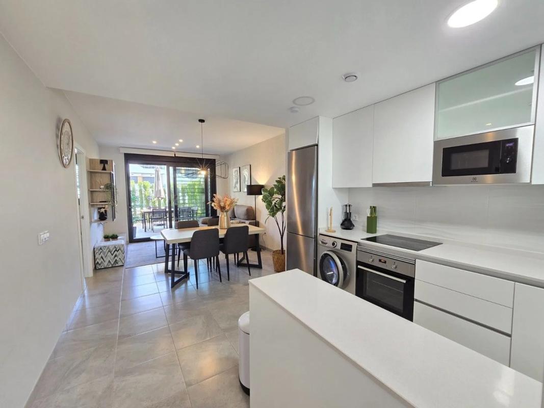 Venta de piso en Barrio Campoamor, Orihuela
 photo 3