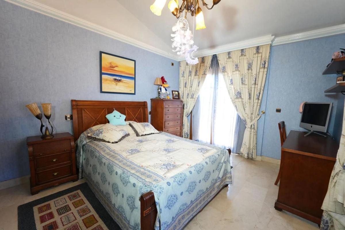Venta de chalet independiente en Barrio Campoamor, Orihuela
photo 4