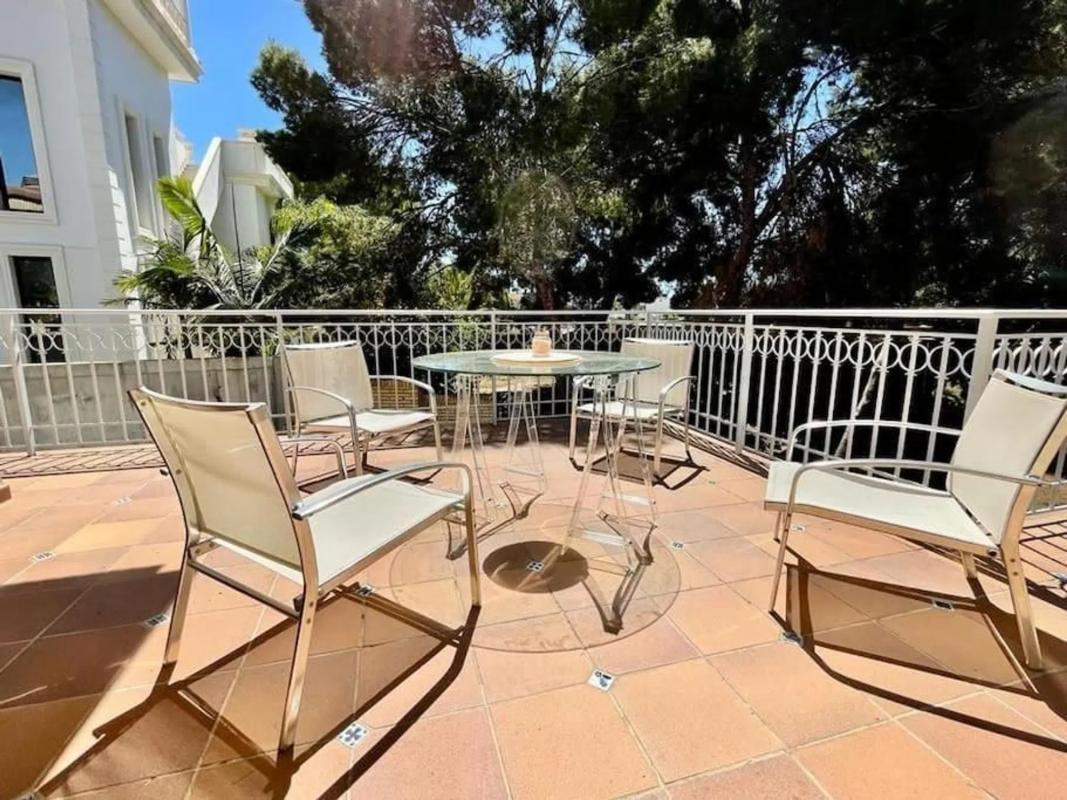 Sale of independent chalet in Barrio Campoamor, Orihuela
photo 5