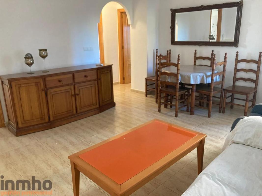 Venta de piso en Calle Concha Espina, Orihuela
photo 3