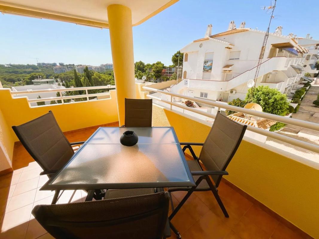 Venta de piso en Avenida de las Adelfas, 2, Orihuela
 photo 2