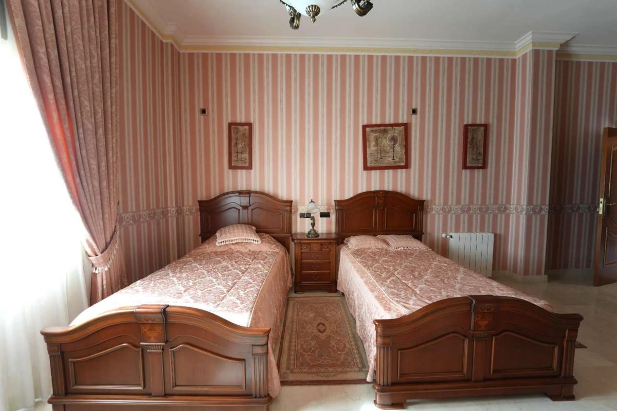 Продажа отдельного шале в  Calle Benito Pérez Galdós, Ориуэла photo 4