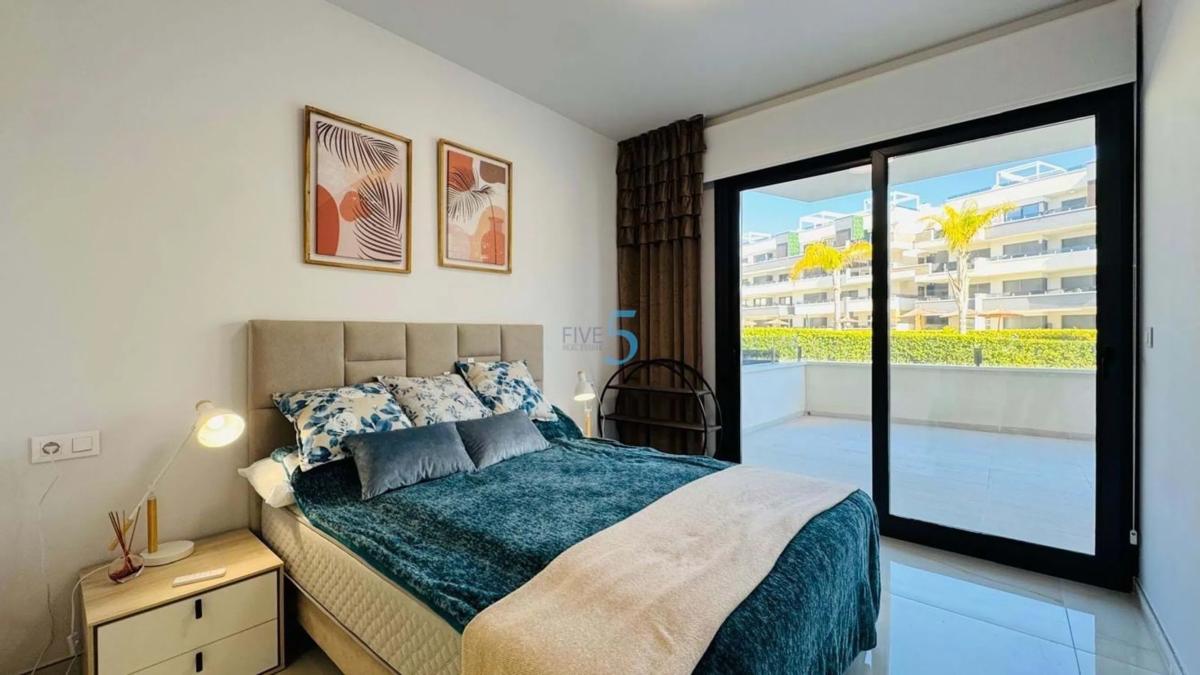 Sale of apartment in Barrio Horizonte - La Campana, Orihuela
photo 1