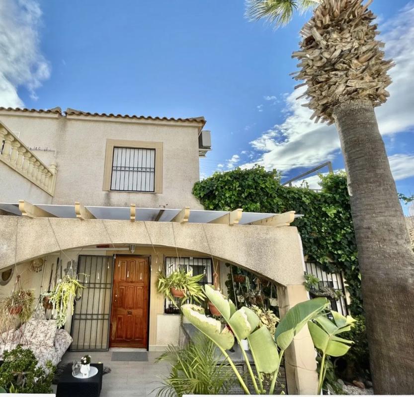 Venta de chalet independiente en Barrio Horizonte - La Campana, Orihuela
photo 5