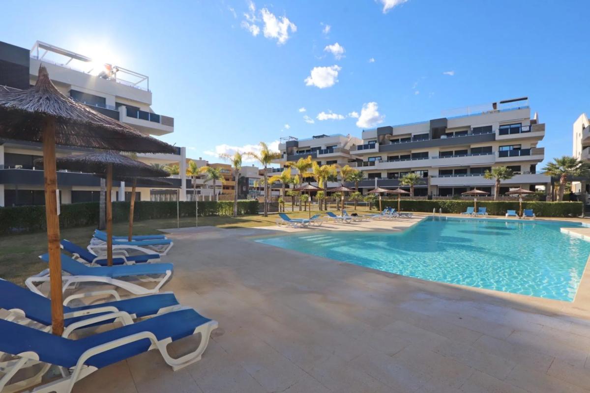 Sale of apartment in Calle Santa Rita, Orihuela
photo 2