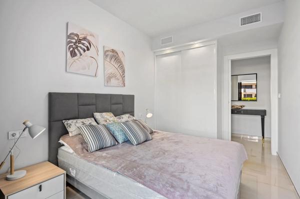 Venta de piso en Calle Santa Rita, Orihuela
thumbnail 2