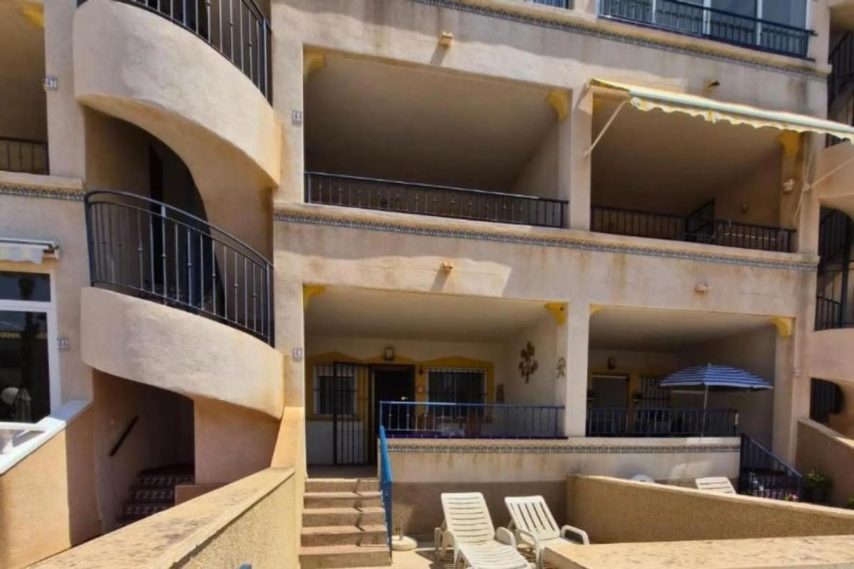 Venta de piso en Calle Abdelacies, Orihuela
 photo 2