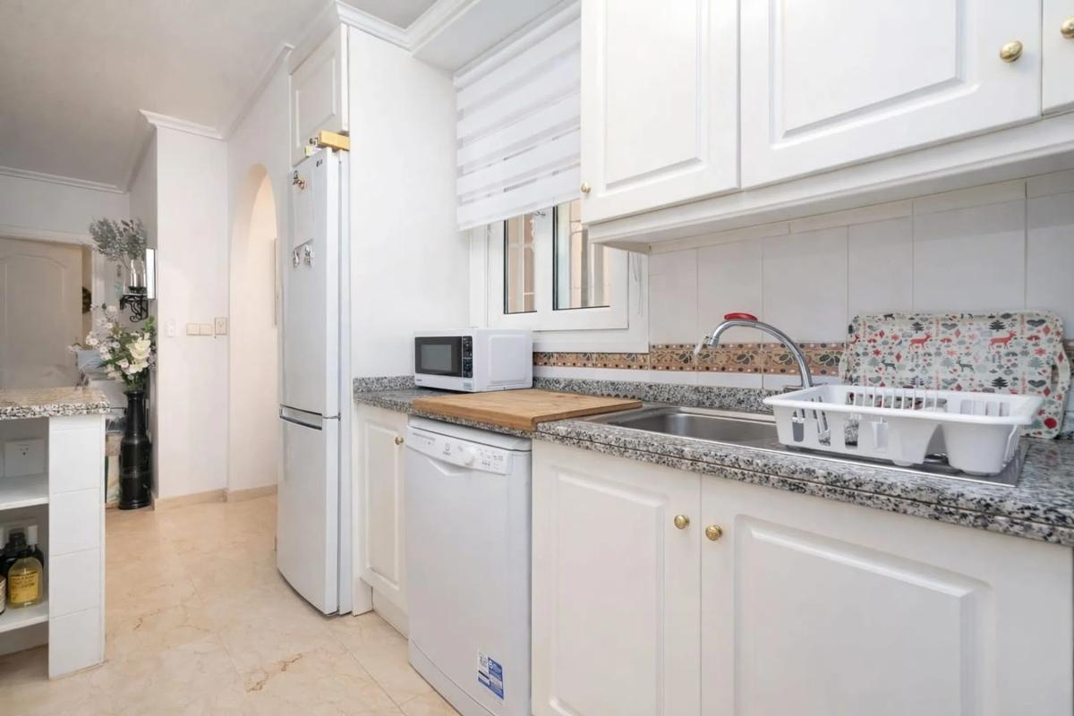Venta de piso en Barrio La Florida, Orihuela
photo 4