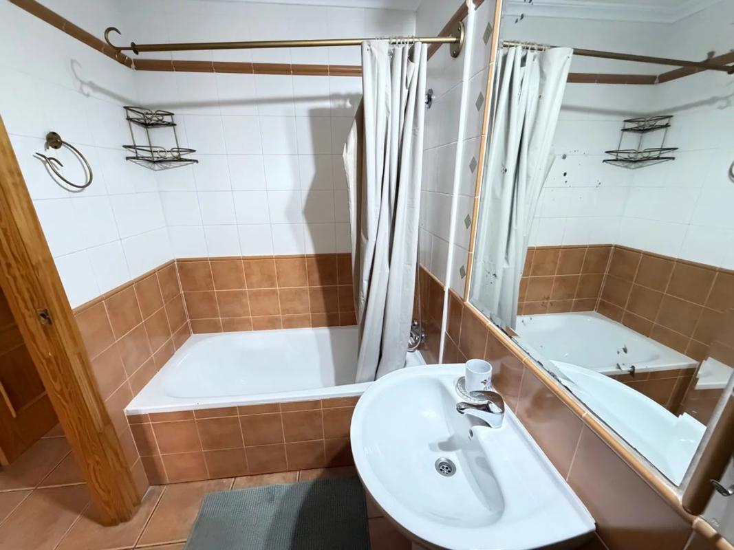 Venta de chalet adosado en Calle Ortosa , Orihuela photo 5