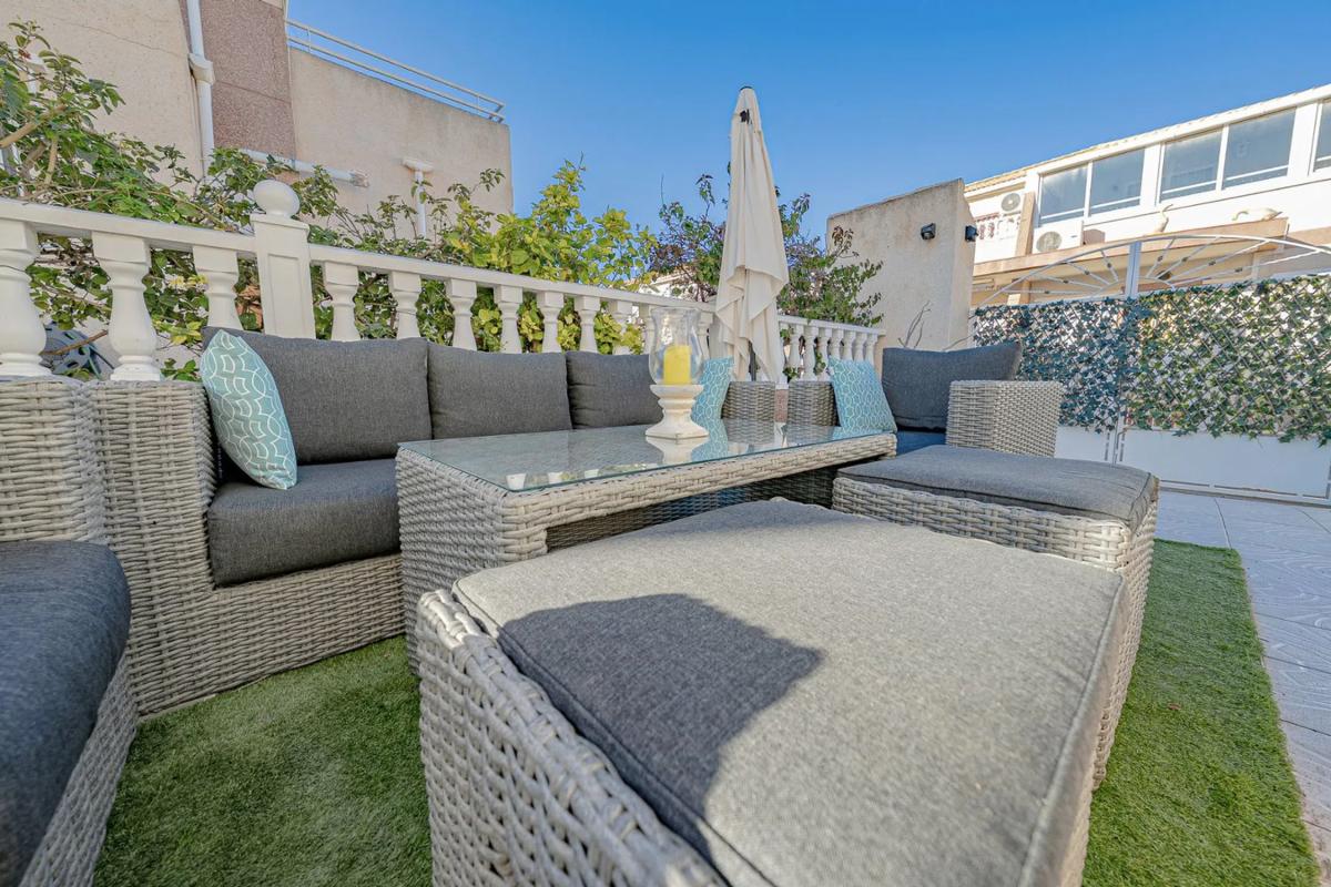 Properties for sale and rent in Spain photo 5