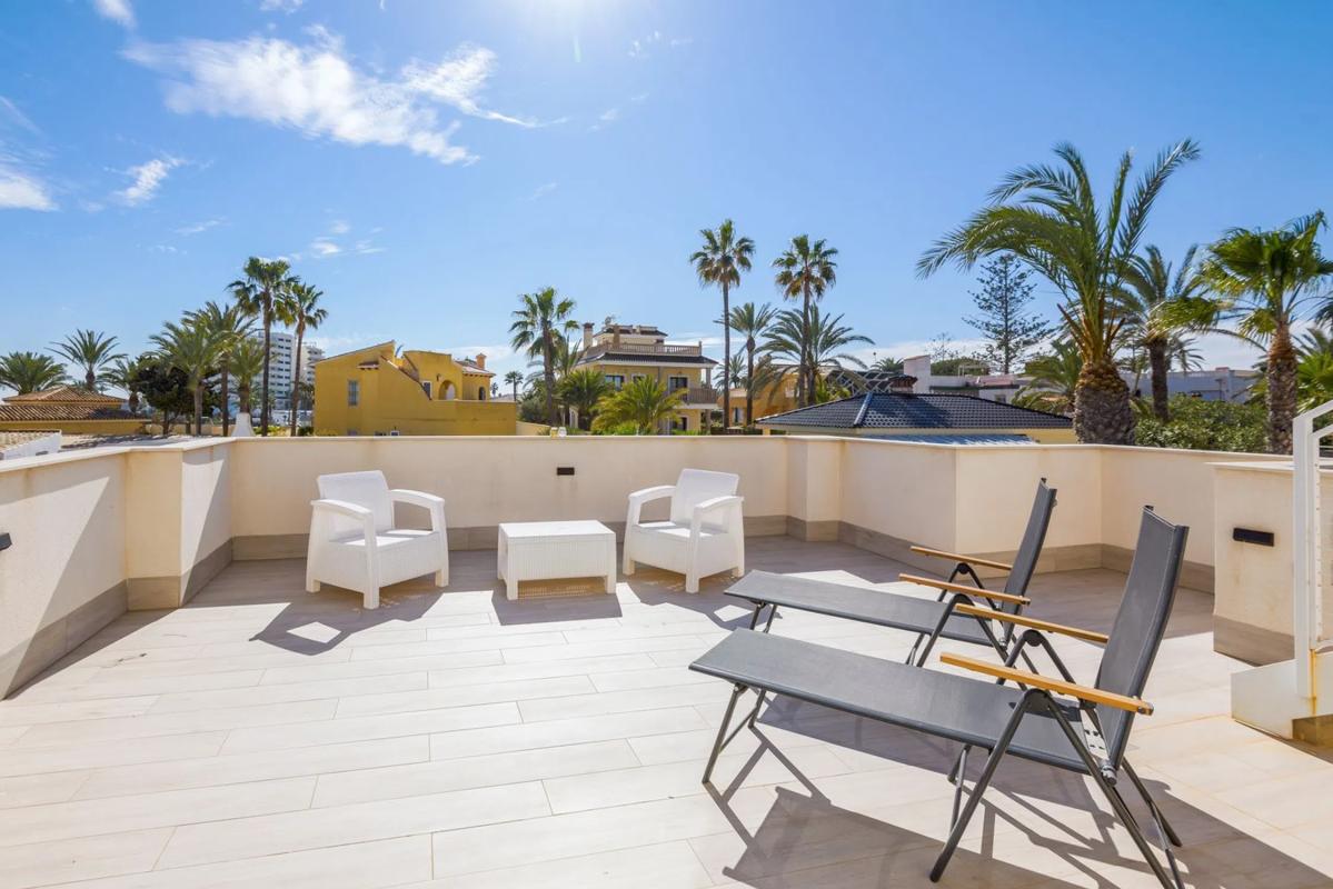 Venta de chalet independiente en Calle Violetas, Orihuela
photo 5