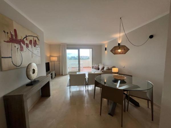 Sale of flat in Avenida de las Colinas, 1 EncinaEscPlantaPtaB, Orihuela
 photo 2