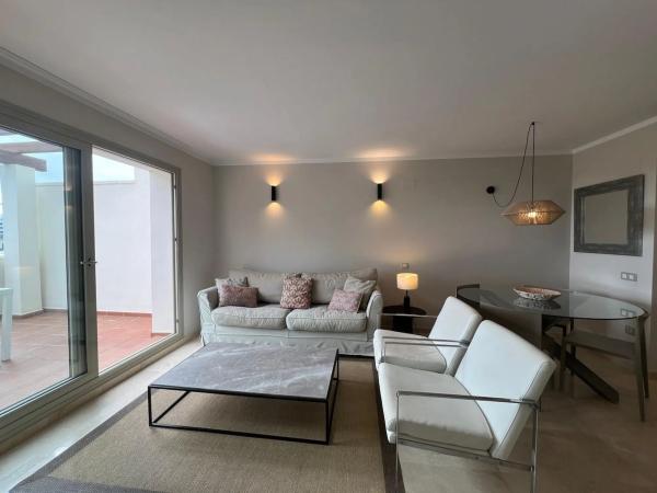 Sale of flat in Avenida de las Colinas, 1 EncinaEscPlantaPtaB, Orihuela
 photo 3