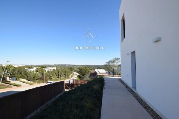 Casa independiente en avenida de las Colinas photo 1