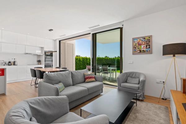 Venta de piso en Barrio Las Colinas Golf, Orihuela
 photo 1