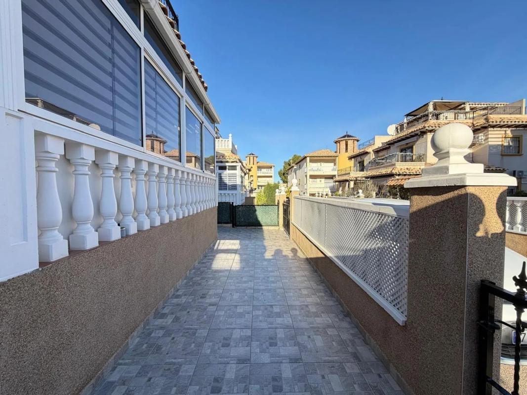 Venta de chalet adosado en  Barrio Las Filipinas , Orihuela photo 5