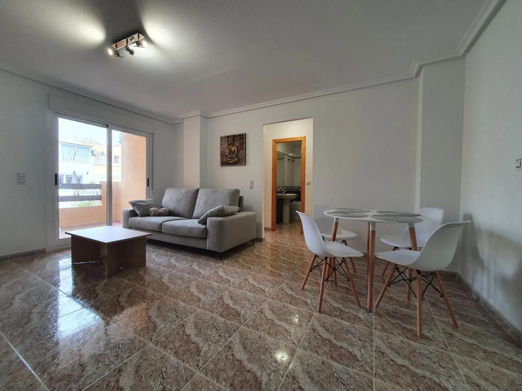 Venta de piso en Calle Malvinas, 3, Orihuela
 photo 4