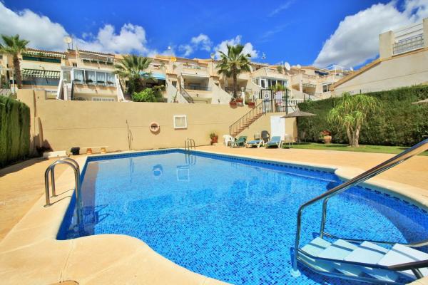 Chalet independiente en venta en Barrio Las Filipinas, Orihuela
thumbnail 1