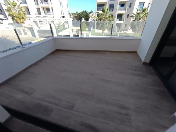 Venta de piso en Calle Bohemios, 2, Orihuela
 photo 2