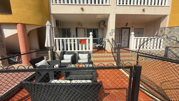 Venta de piso en Calle Columbretes, 52, Orihuela
 photo 3